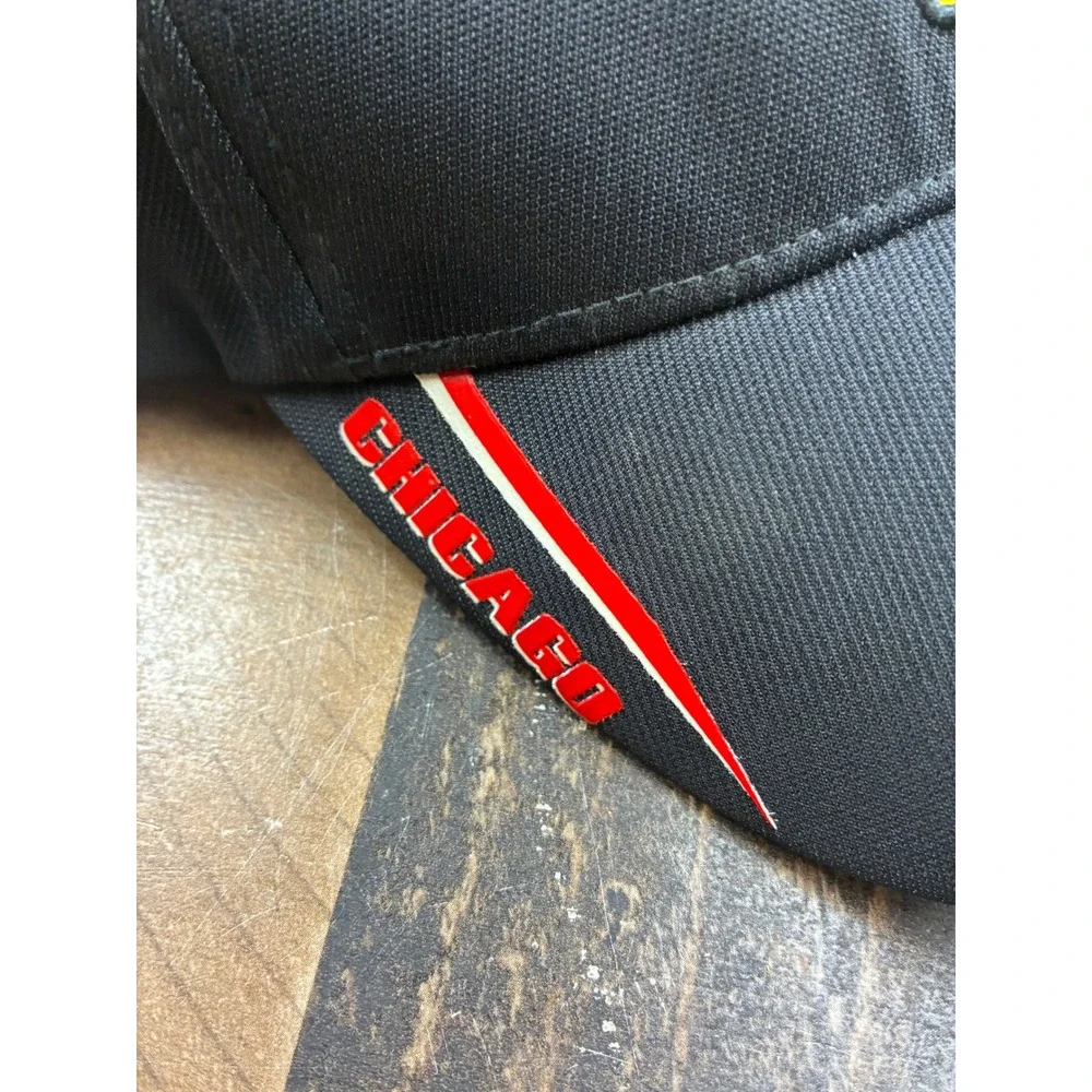 NHL Chicago Blackhawks Hat Adult One Size Black Baseball Cap Hockey Fan Gear
